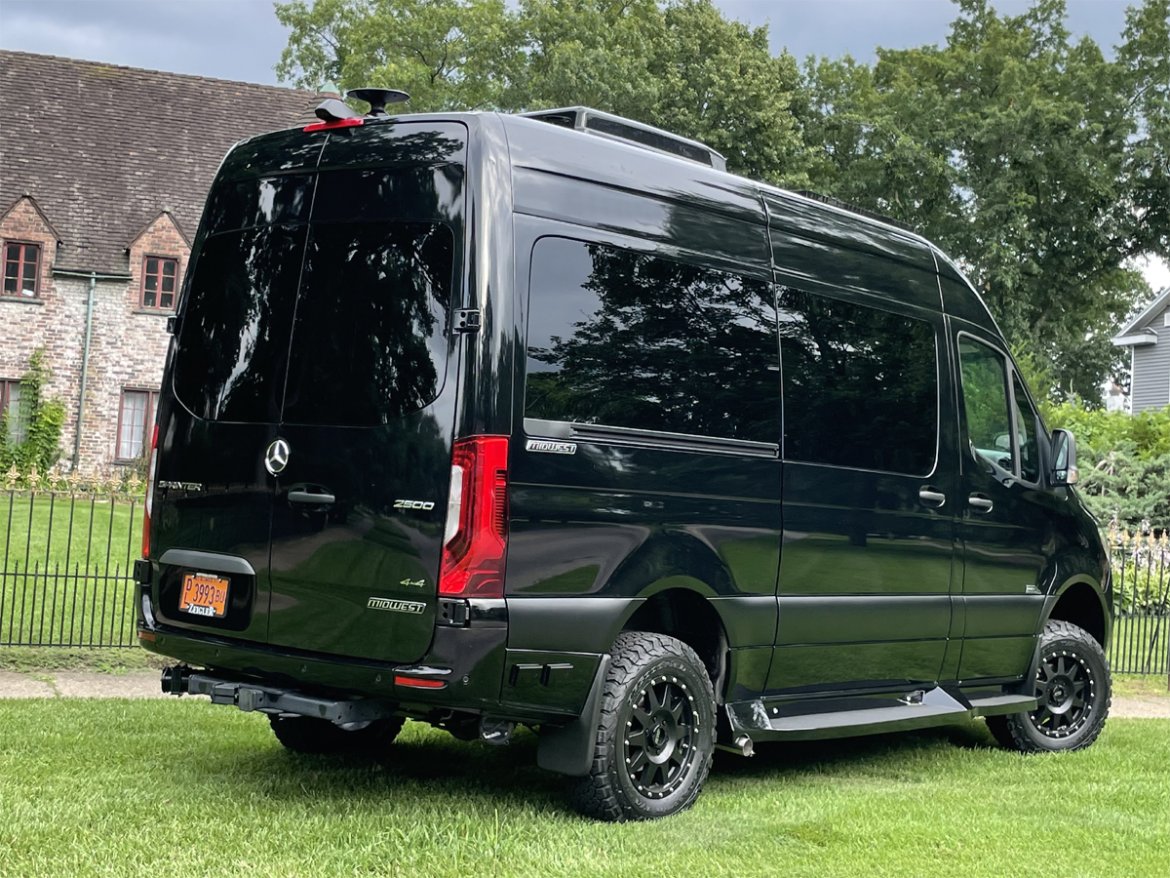 2025 Eco Evolution AWD 144WB Auto Elite Mercedes-Benz Sprinter - Photo 2
