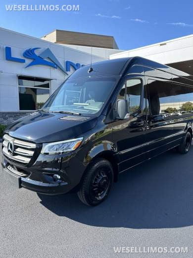 2024 Deluxe Sprinter Van - 15 Seater with Huge Luggage Space