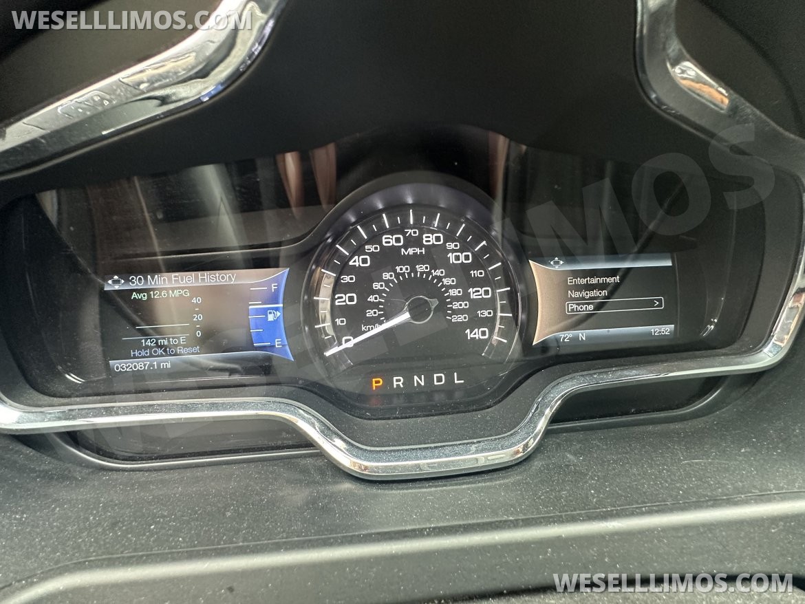 Limousine for Sale in Brooklyn, NY - Photo 11