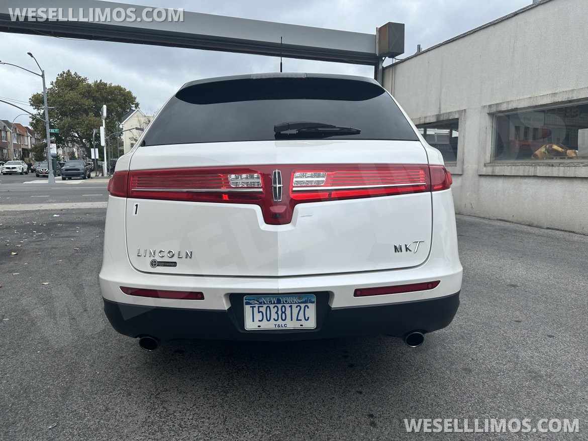 Limousine for Sale in Brooklyn, NY - Photo 5