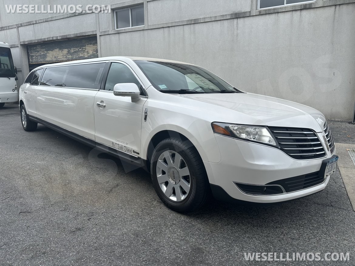 Limousine for Sale in Brooklyn, NY - Photo 7
