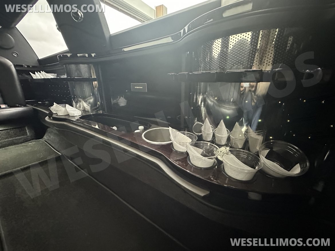 Limousine for Sale in Brooklyn, NY - Photo 16