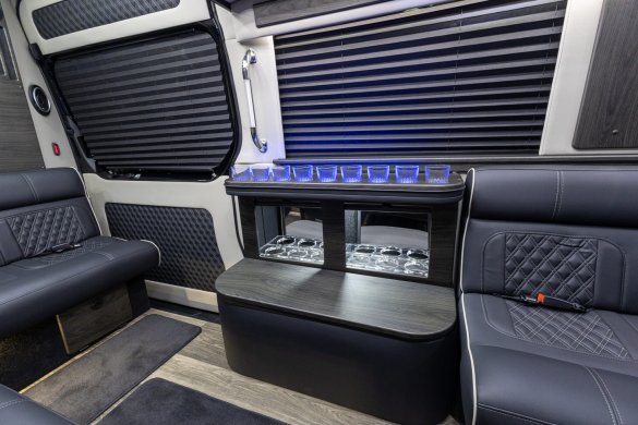 2025 OGV Luxury Coach Mercedes-Benz V-Drive 12LI Motorcoach