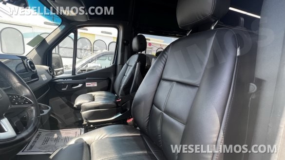 2021 LA West Mercedes-Benz Sprinter 3500 170 Ext