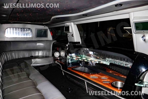 2004 Coach Ford Excursion Limousine