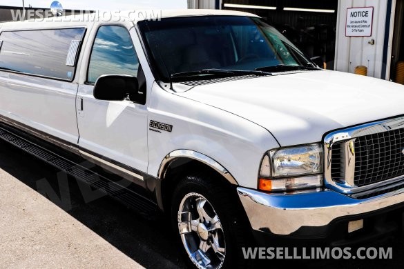 2002 Ford Excursion Limousine