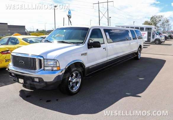 2002 Ford Excursion Limousine