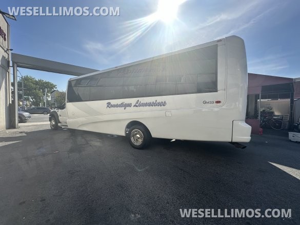 2013 Grech Ford F-550 Shuttle Bus