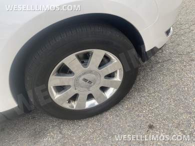 2014 Executive Lincoln Mkt Limousine