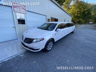 2014 Executive Lincoln Mkt Limousine