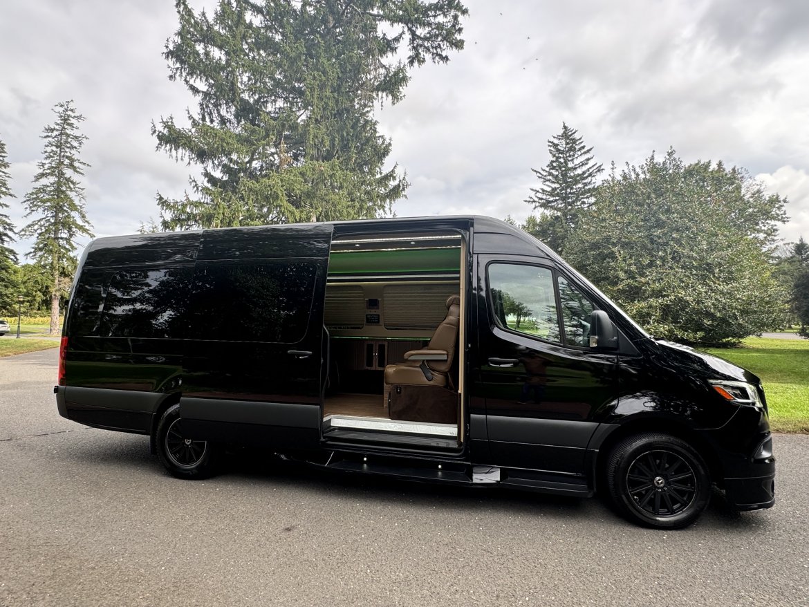 Sprinter for Sale in Morganville, NJ - Photo 6