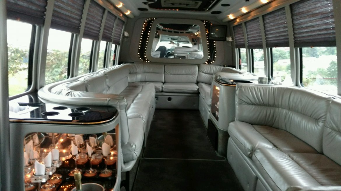 Photo of Limo Bus for sale: 1998 Ford E450  by Krystal