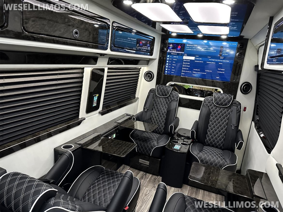 2025 Eco Revolution Limousine Air Ride Suspension Rear Closet Auto Elite MB Sprinter - Photo 3