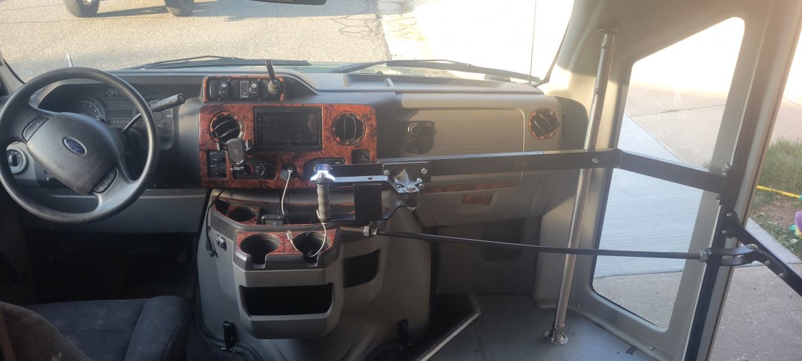 Limo Bus for Sale in Arvada, CO - Photo 10