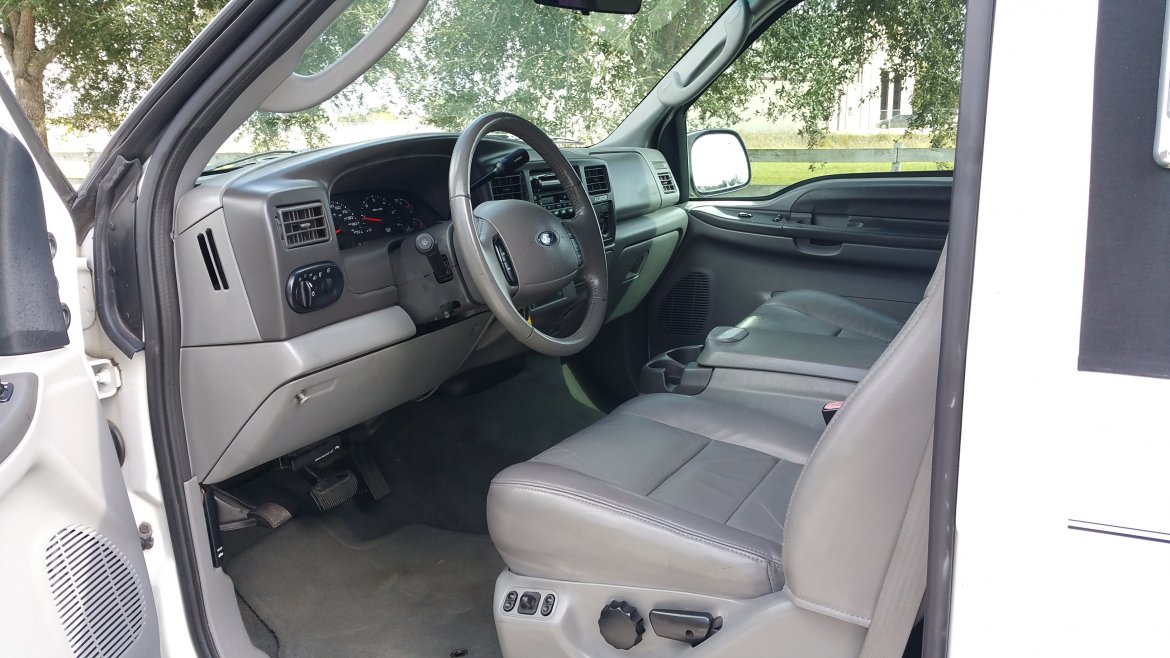 Photo of SUV Stretch for sale: 2004 Ford Excursion XLT 140&quot; by LCW