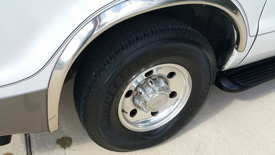 Photo of SUV Stretch for sale: 2004 Ford Excursion XLT 140&quot; by LCW