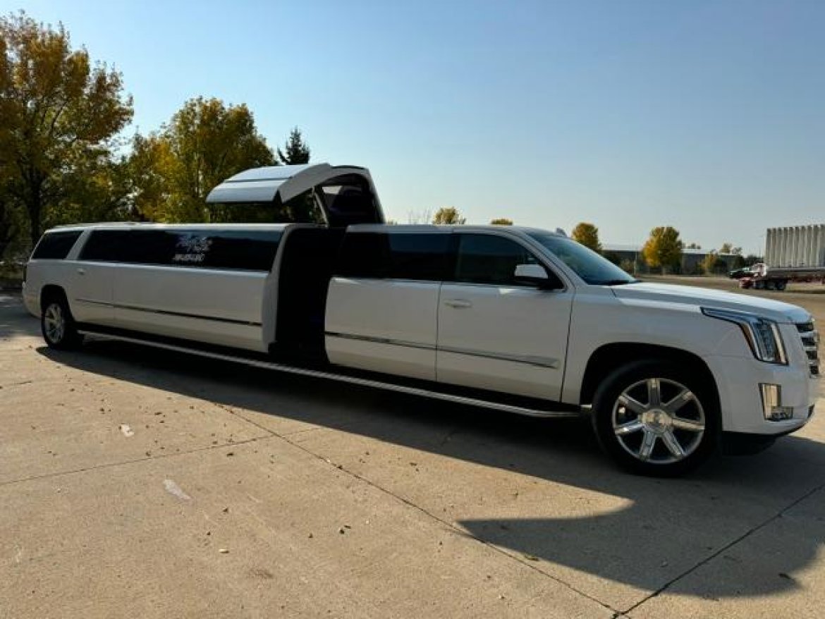 Limousine for sale: 2019 Cadillac escalde