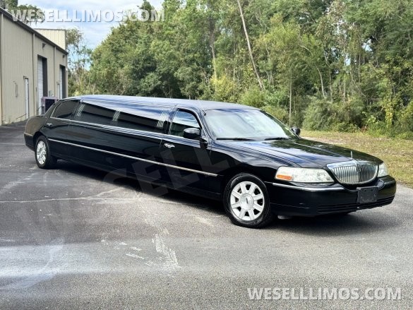 2007 Lincoln Town Car Limousine for Sale in North Charleston, SC - Main Photo