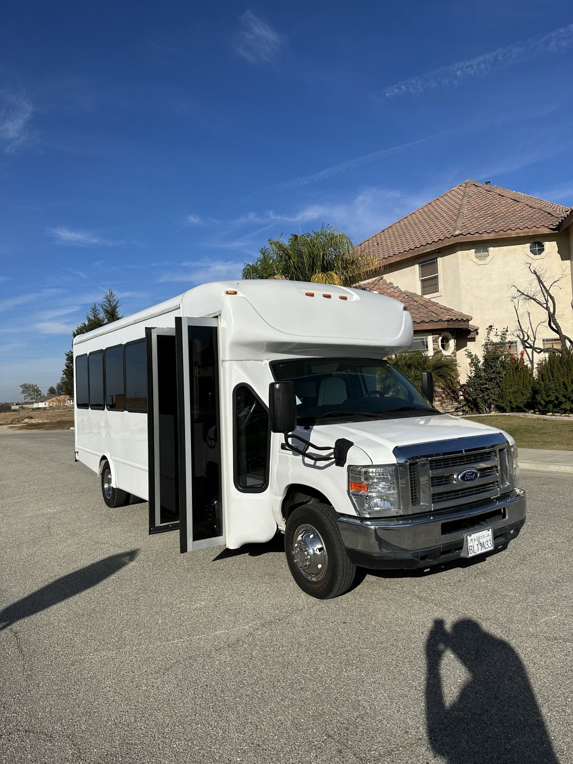 Supper Bus 2016 Ford E450 supper duty Loan Payment Calculator - Stock #WS-18253 ...