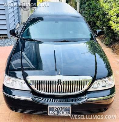 2007 Lincoln Town Car  Limousine
