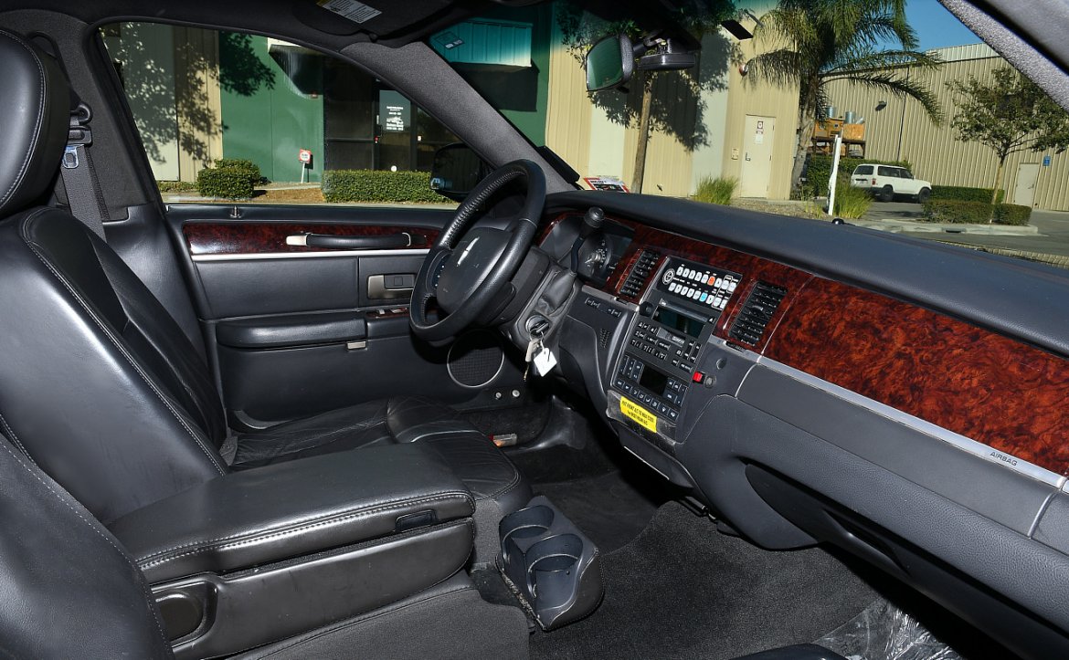 Photo of Limousine for sale: 2011 Lincoln Town Car 120&quot; by Executive coach builders