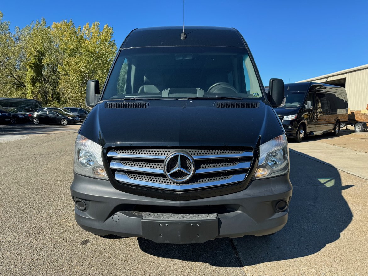 2018 Grech Mercedes-Benz Sprinter Executive Shuttle - Photo 2