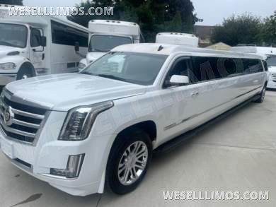 2015 Cadillac Escalade ESV SUV Stretch for Sale in West Babylon, New York, US - Photo 3