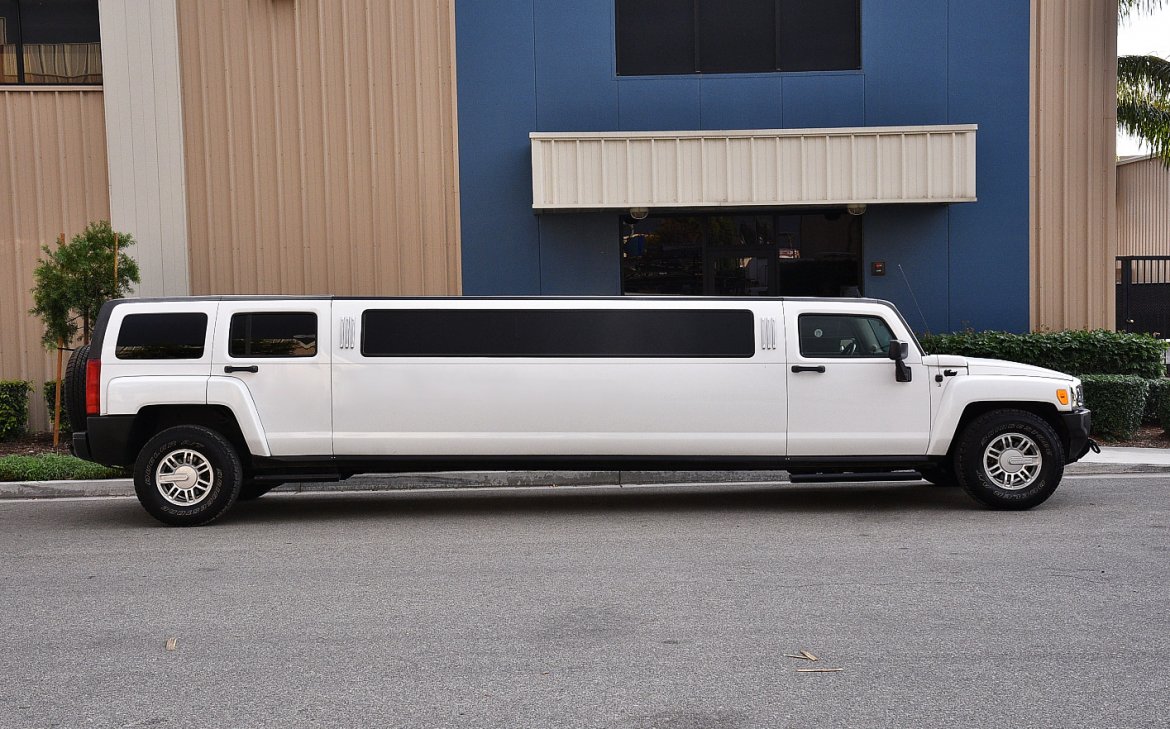 Photo of SUV Stretch for sale: 2008 Hummer H-3 140" by Imperial Coach