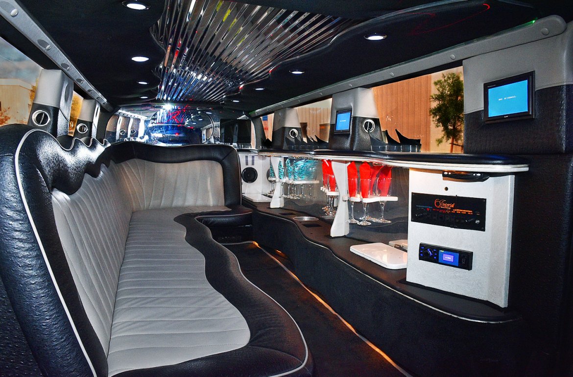 Photo of SUV Stretch for sale: 2008 Hummer H-3 140" by Imperial Coach