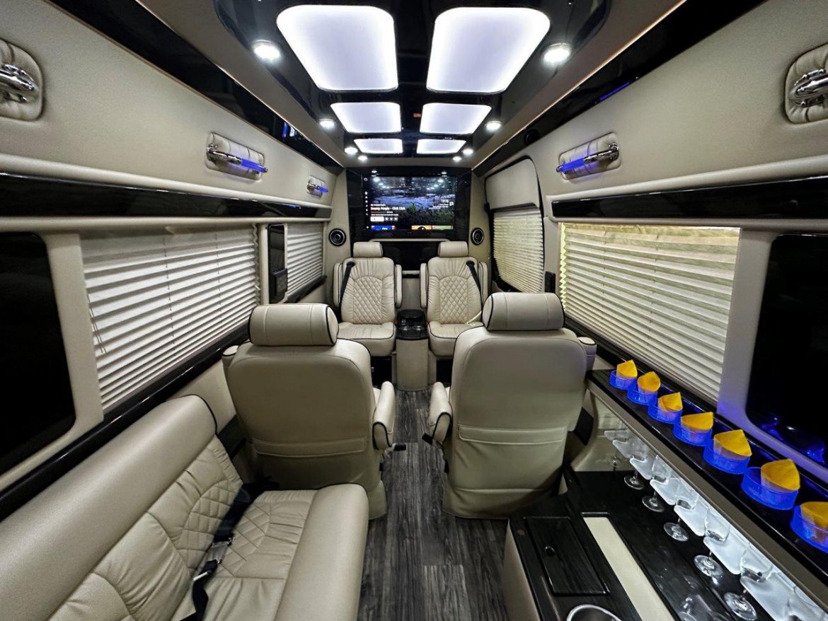 Sprinter for sale: 2019 Mercedes-Benz 3500 J-Club Business Class Sprinter by CoachWest