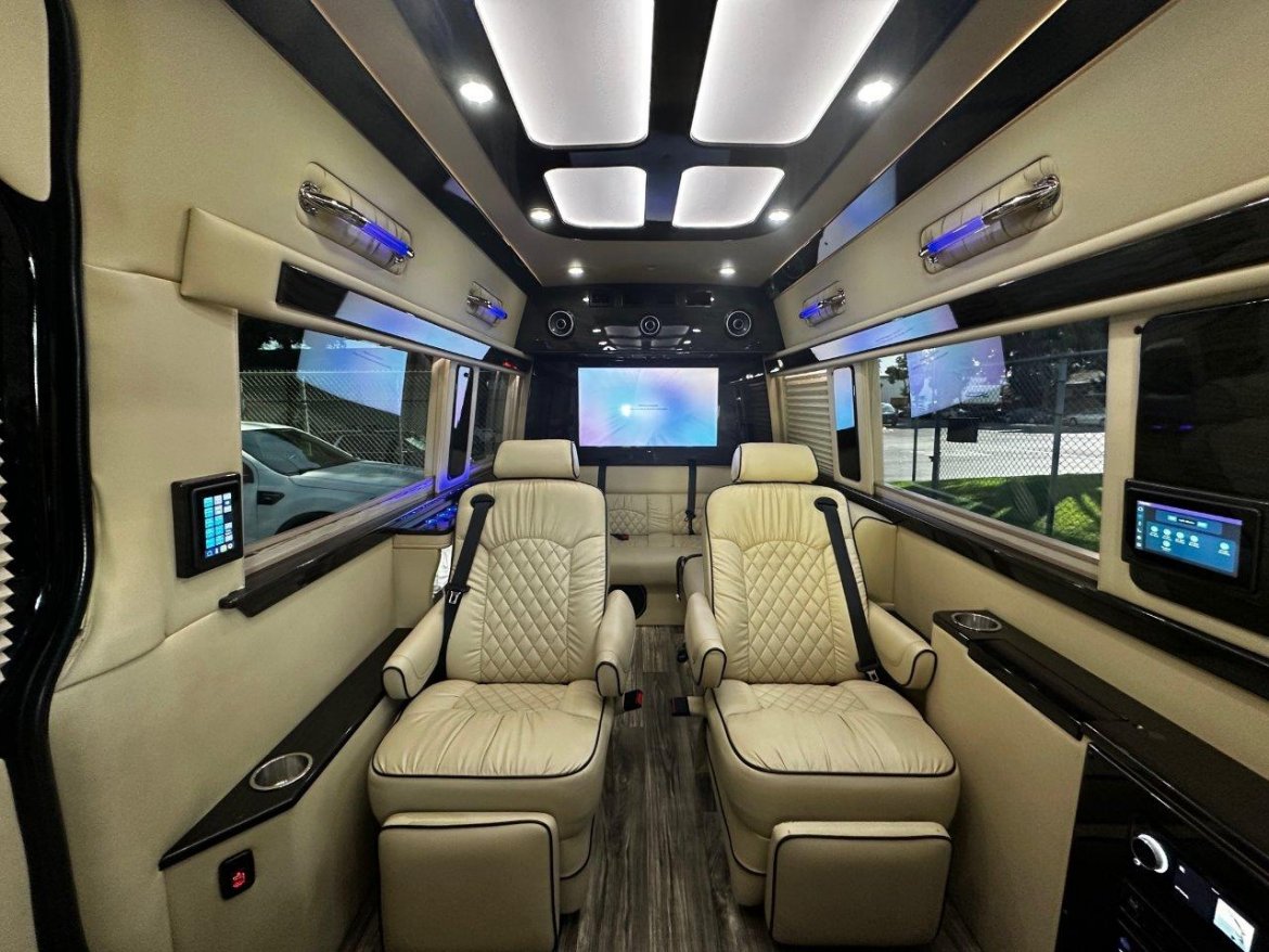 Sprinter for sale: 2019 Mercedes-Benz 3500 J-Club Business Class Sprinter by CoachWest