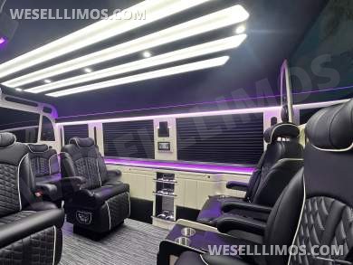 2024 Mercedes-Benz CEO Private Class Sprinter for Sale in San Diego, California, US - Photo 4