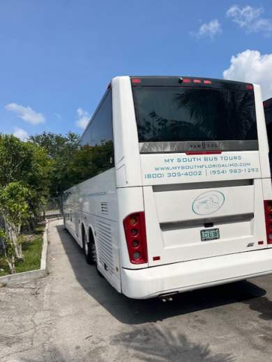 2018 Van Hool CX45 Motorcoach for Sale in WEST PARK, Florida, US - Photo 3