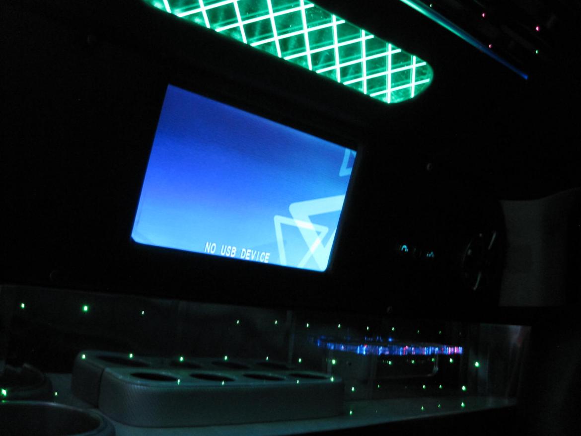 Photo of Limousine for sale: 2008 GMC Yukon 200" by Royal by Victor