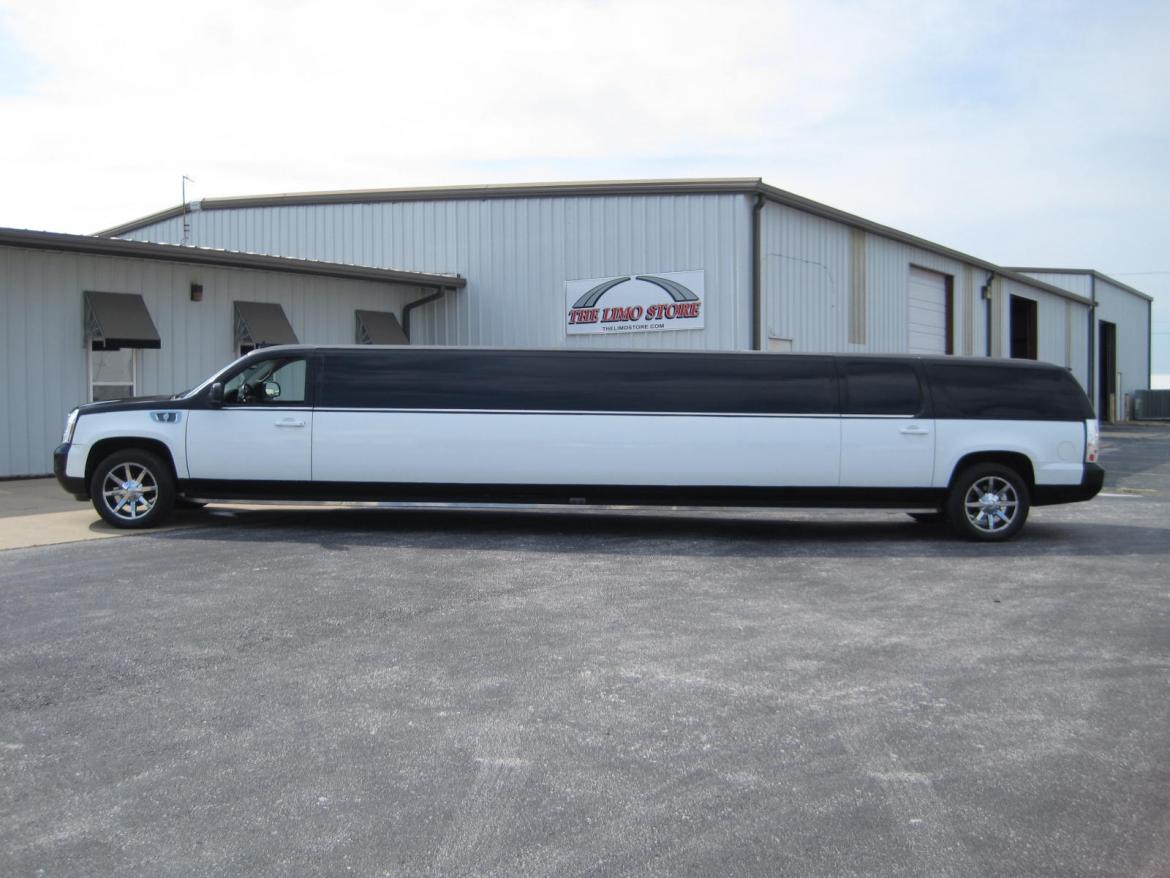 Photo of Limousine for sale: 2008 GMC Yukon 200" by Royal by Victor