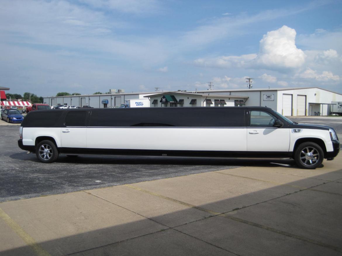 Photo of Limousine for sale: 2008 GMC Yukon 200" by Royal by Victor