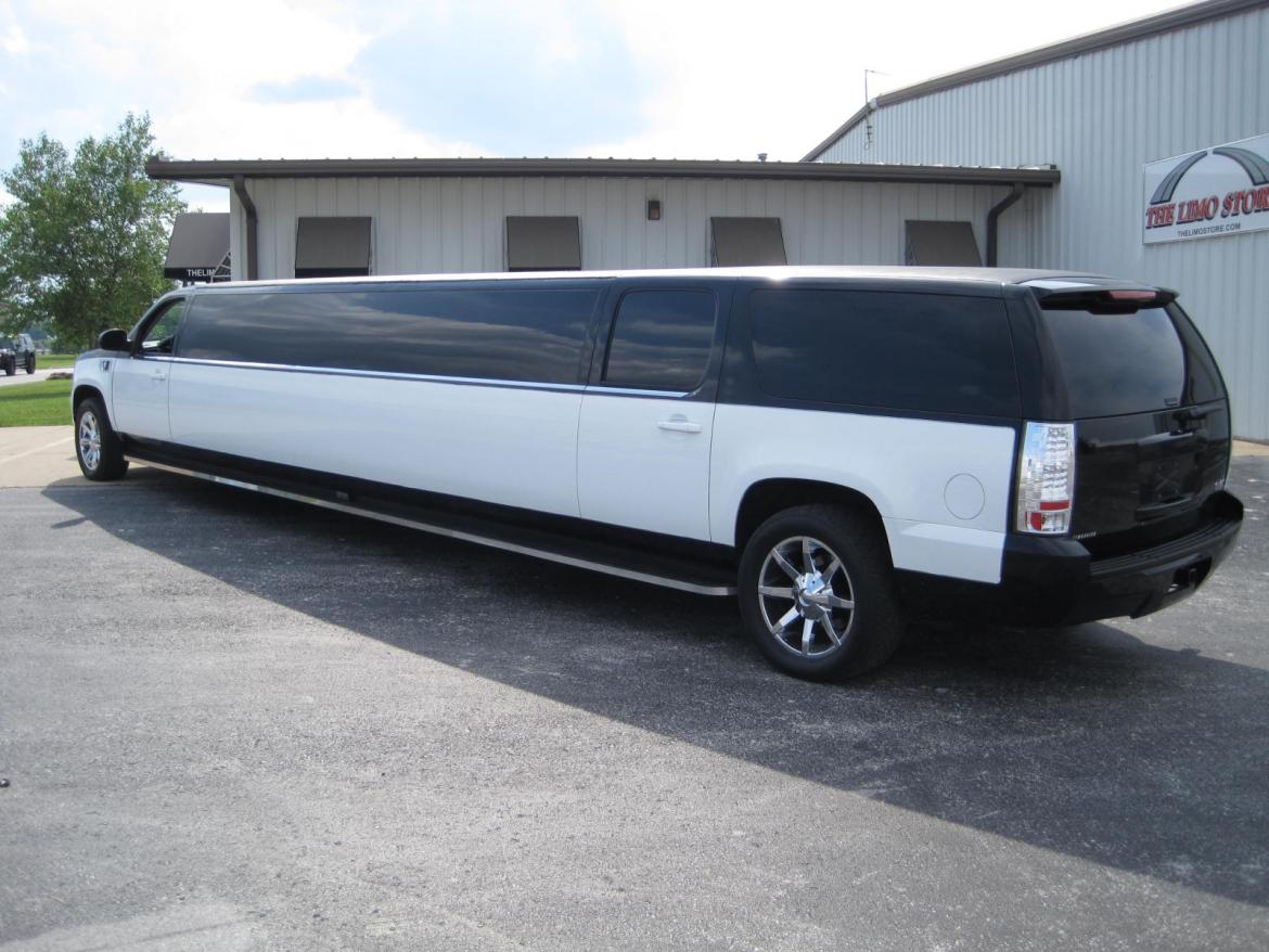Photo of Limousine for sale: 2008 GMC Yukon 200" by Royal by Victor