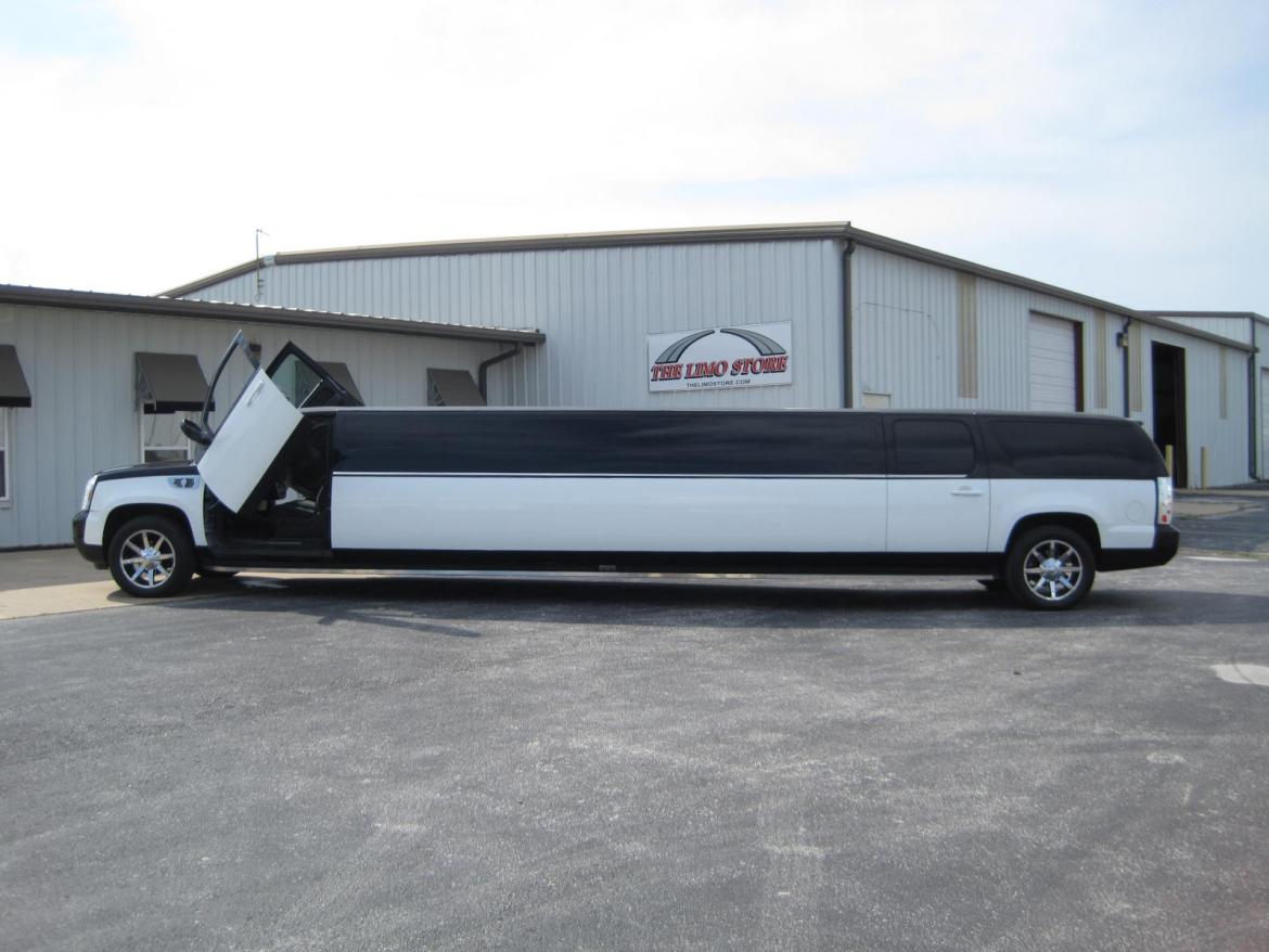 Photo of Limousine for sale: 2008 GMC Yukon 200" by Royal by Victor