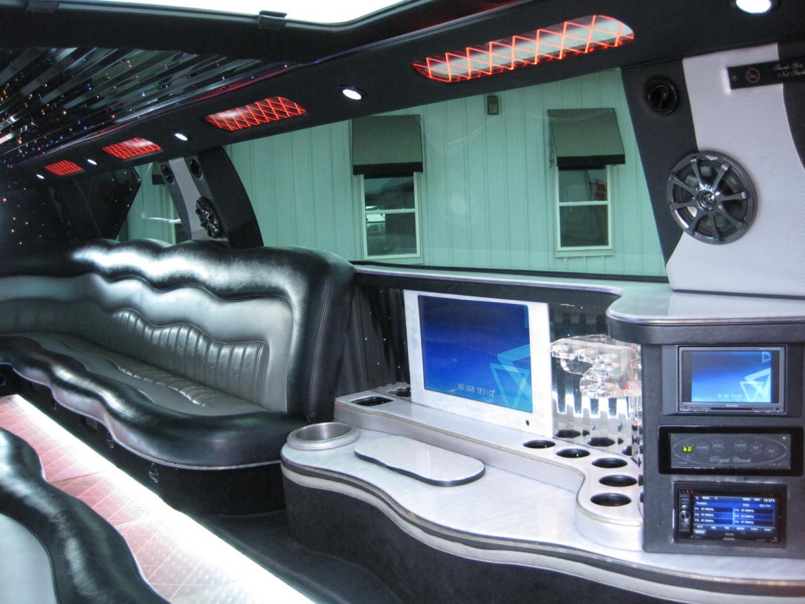 Photo of Limousine for sale: 2008 GMC Yukon 200" by Royal by Victor