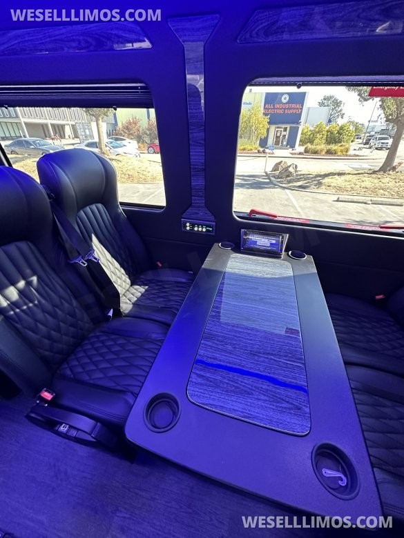 2023 Mercedes-Benz Sprinter 3500 170 Ext Sprinter for Sale in Anaheim, CA - Photo 3
