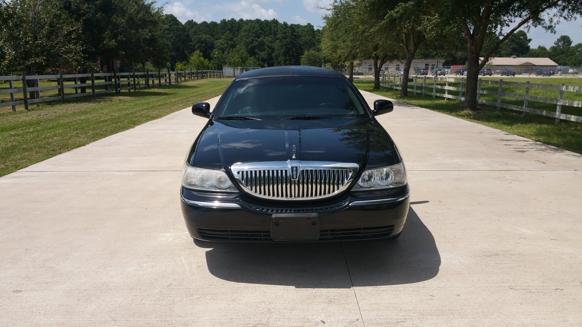 Photo of Limousine for sale: 2007 Lincoln TownCar 120&quot; by Tiffany