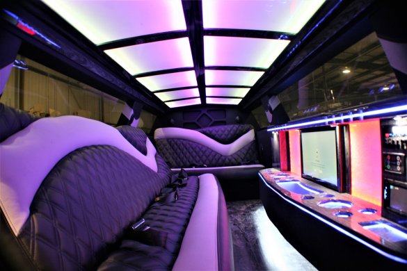 2017 Chrysler 300 Limousine for Sale in springfield, MO - Photo 2