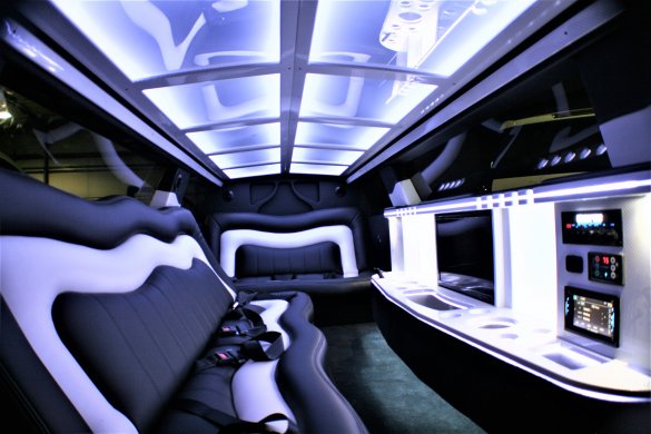 2017 Chrysler 300 Limousine for Sale in springfield, MO - Main Photo