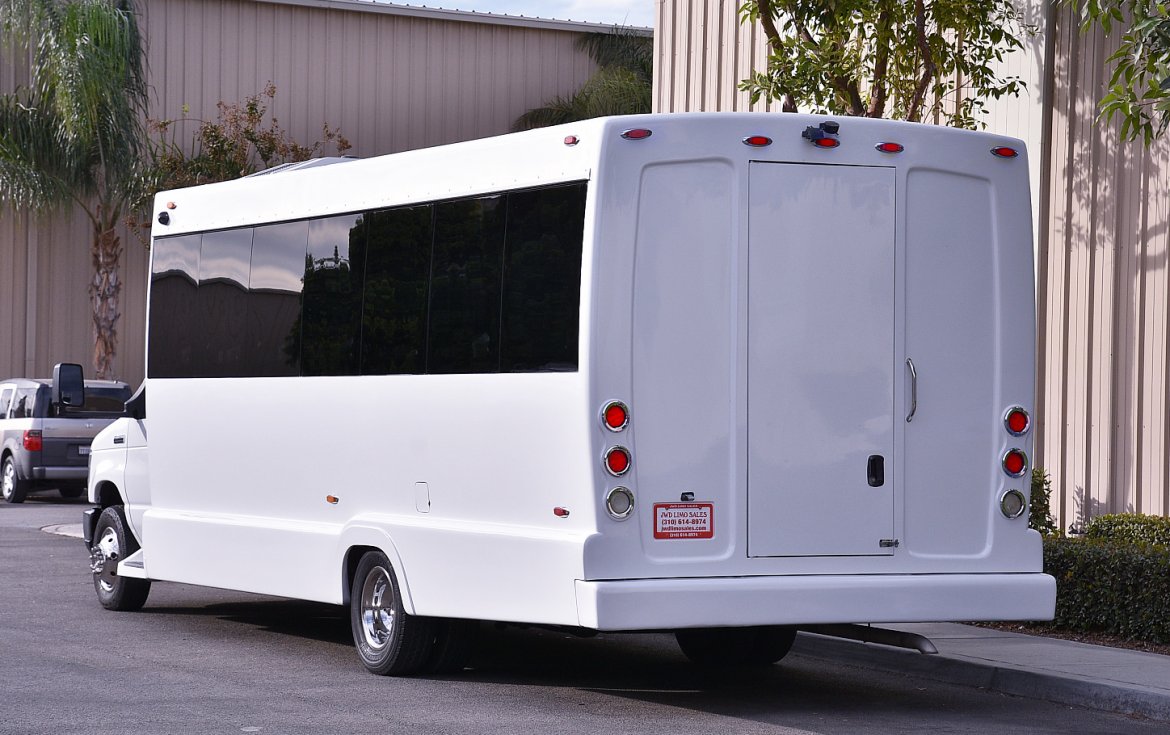 Photo of Limo Bus for sale: 2011 Ford E-450 by Tiffany