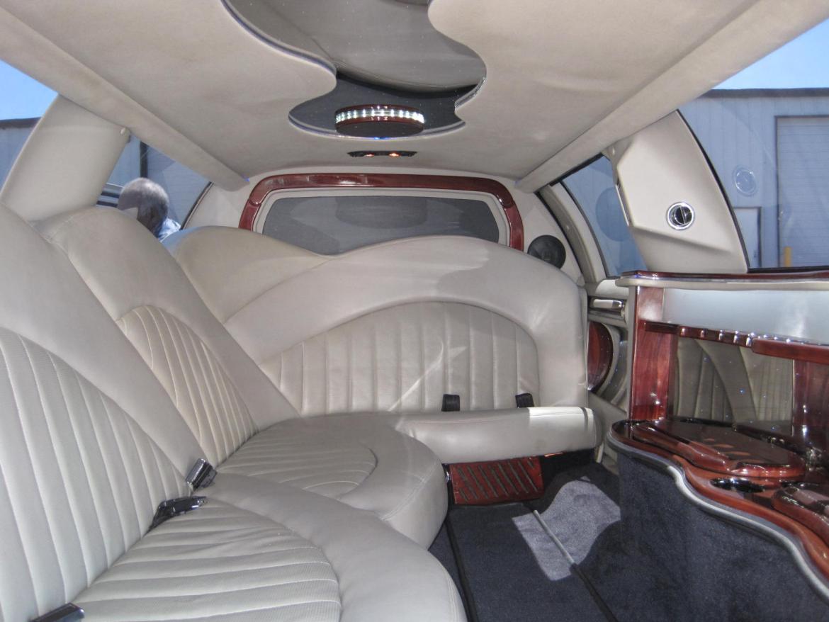 Photo of Limousine for sale: 2005 Lincoln Town car 120&quot; by Executive Coach Builders