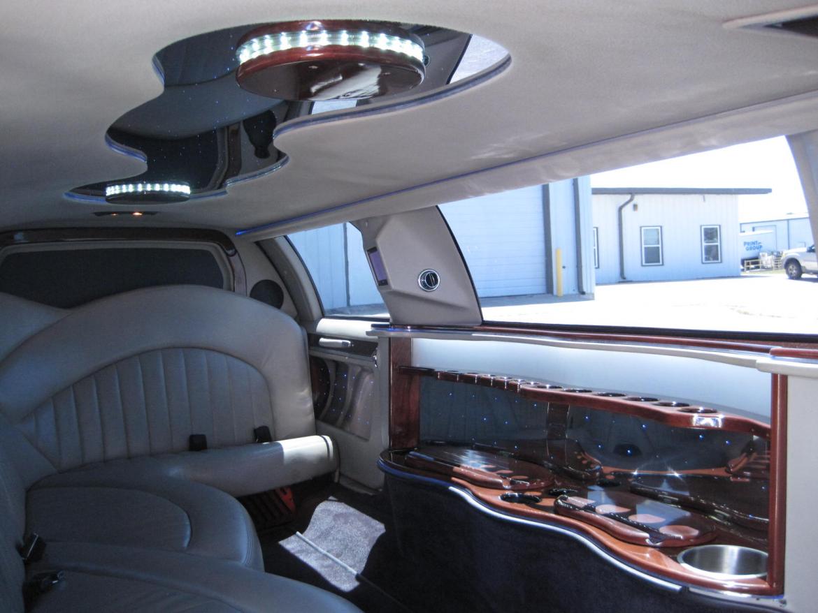 Photo of Limousine for sale: 2005 Lincoln Town car 120&quot; by Executive Coach Builders