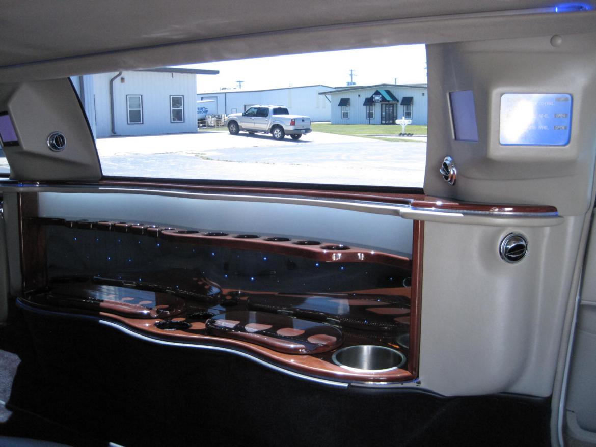 Photo of Limousine for sale: 2005 Lincoln Town car 120&quot; by Executive Coach Builders