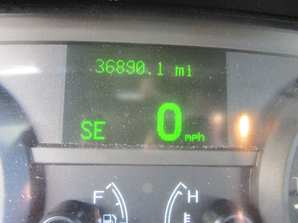 Photo of Limousine for sale: 2008 Lincoln TOWN CAR SIGNATURE 120&quot; by EXECUTIVE COACH