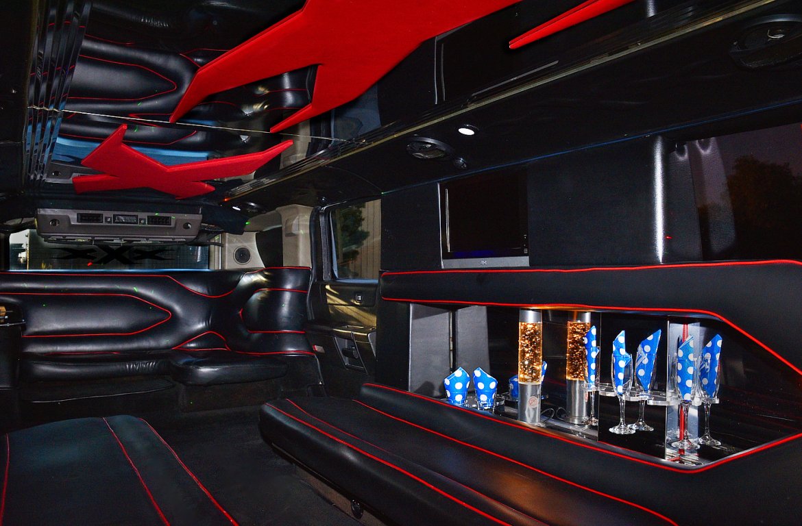 Photo of SUV Stretch for sale: 2003 Hummer H-2 180" by Ultra