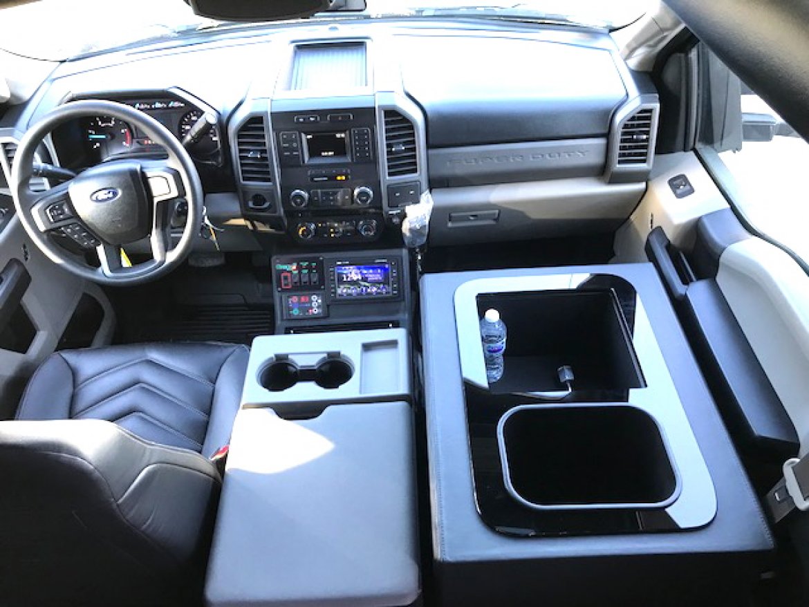 Photo of Shuttle Bus for sale: 2018 Ford F-550 33&quot; by Grech Motors